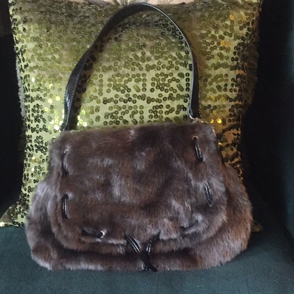 👛City Streets👛 Handbag - Picture 3 of 4